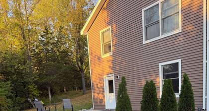 Hudson NY’S Country Serenity Guest Suite.