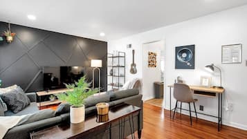 Smart TV, offices