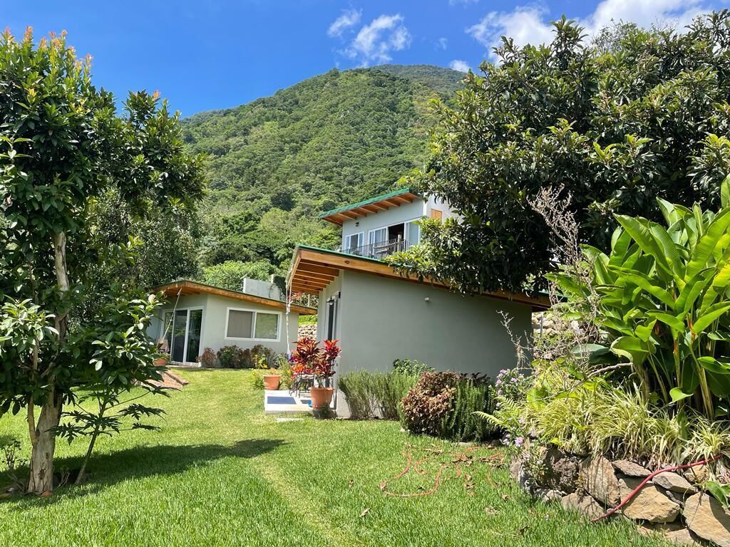 Surmatelas, minibar, espace de travail pour ordinateur portable