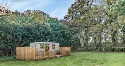 Cherry Tree Lodge- UK45518