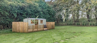 Cherry Tree Lodge- UK45518