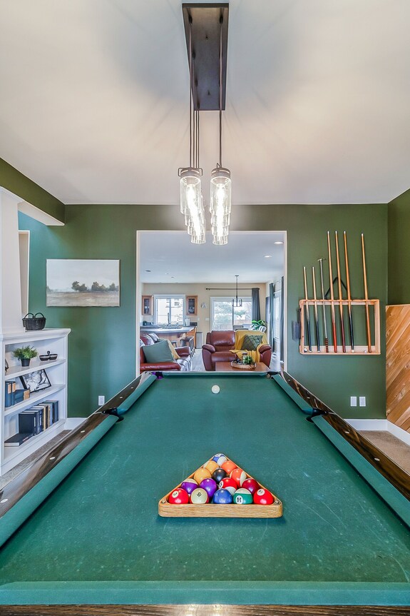 Gather! A Welcoming Home - King Beds - Pool Table! - Bend, OR