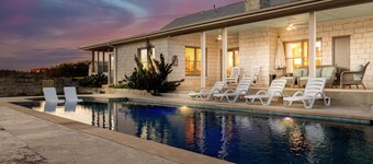 Serene Ranch Escape with Large Pool