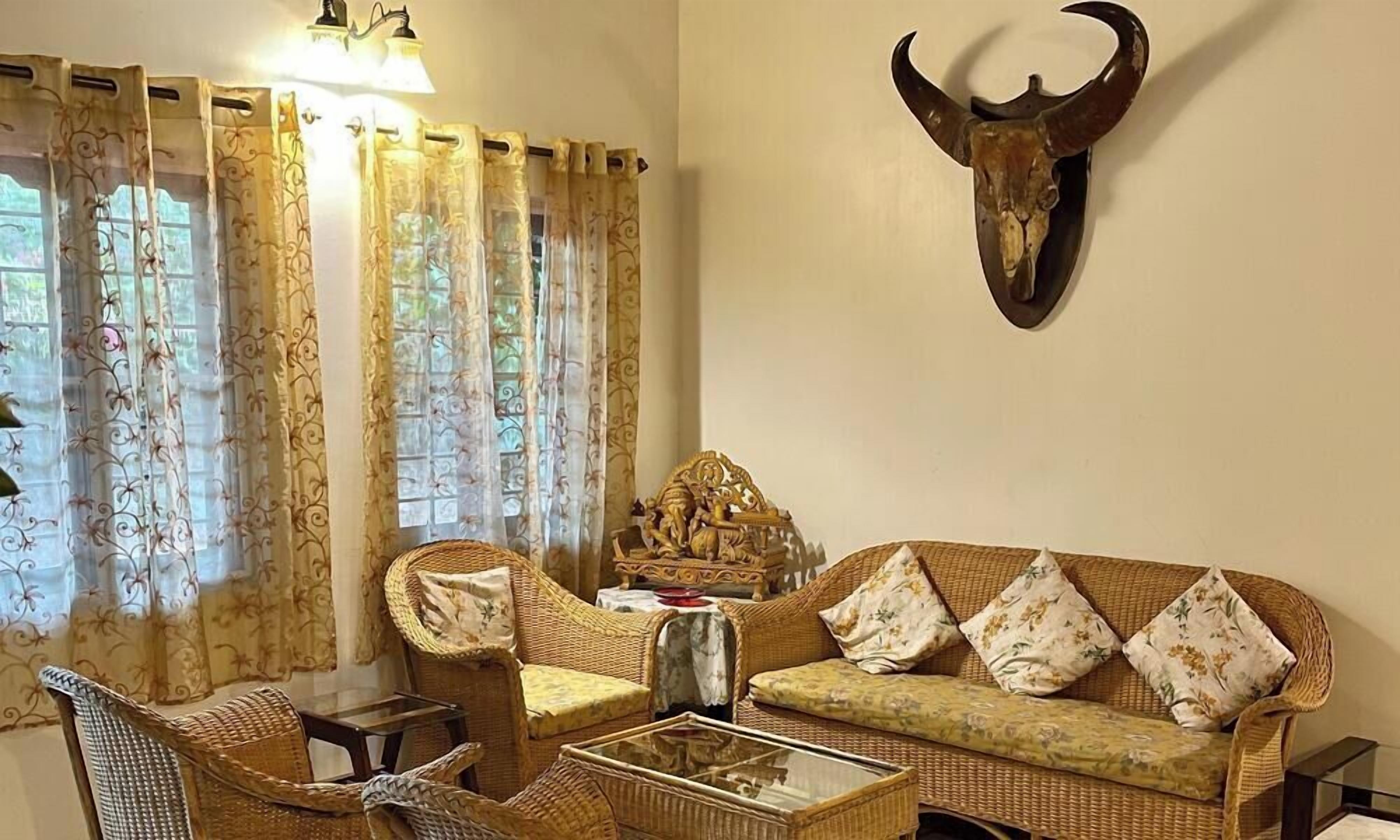 Family Villa, 3 Bedrooms | Living area