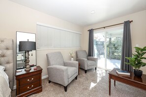 Interior - Gateway to Yosemite, Mins to UC Merced, Beautiful 3 Bedroom, 2 Bath home.   (Merced)
