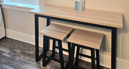 Beerwhistle Blonde Studio Apt in Historic Florence