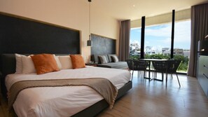 1 室のベッドルーム、デスク、WiFi、ベッドシーツ