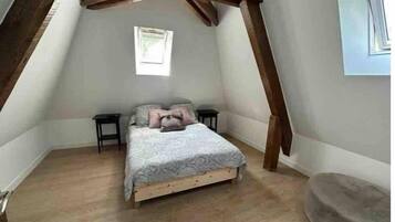 2 chambres, fer et planche Ă repasser, Wi-Fi, draps fournis