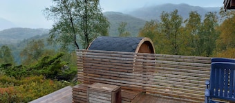 Cozy home in Vikeså with house sea view