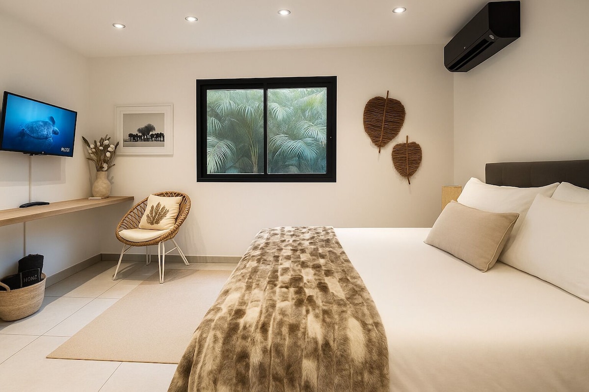 Suite at Villa Jelo