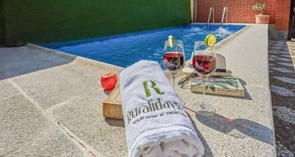 La Casa del Naturalista El Bosque by Ruralidays