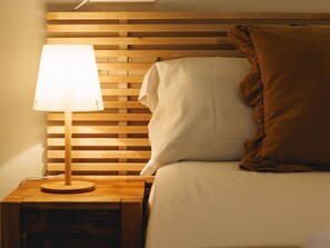 3 間睡房、熨斗/熨衫板、上網、床單