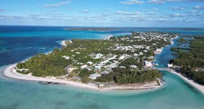 Hibiscus 1 Bedroom/Sofa Bed Apartment