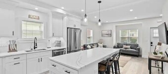 Townhouse in Downtown Gloucester #1
