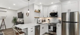 Loft Townhouse in Downtown Gloucester #3