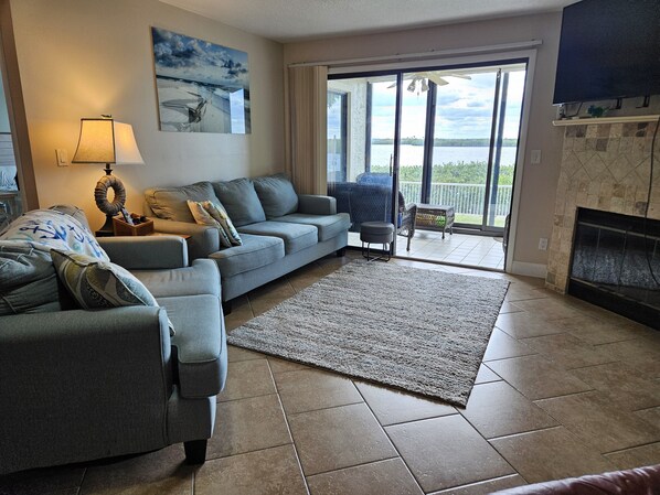 スマートテレビ