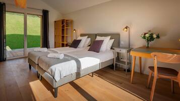 4 slaapkamers, een strijkplank/strijkijzer, wifi, beddengoed