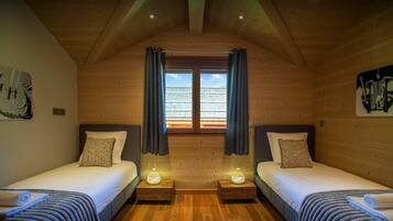 4 chambres, fer et planche Ă repasser, Wi-Fi, draps fournis