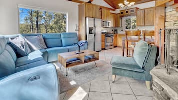 TV connectée, cheminée, jeux vidéo