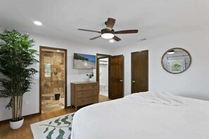 5 bedrooms, iron/ironing board, travel crib, WiFi