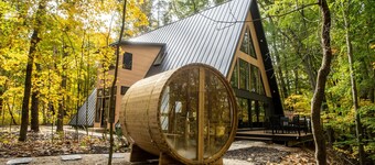 Modern Aframe with River Views, Sauna, Hot Tub