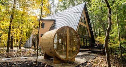 Modern Aframe with River Views, Sauna, Hot Tub