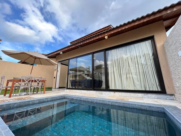 Deluxe-Haus, eigener Pool | Eigener Pool