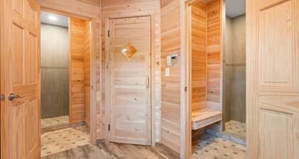 Trailside Cabin #4, across the Lake from MTU, next to boat & snowmobile rentals