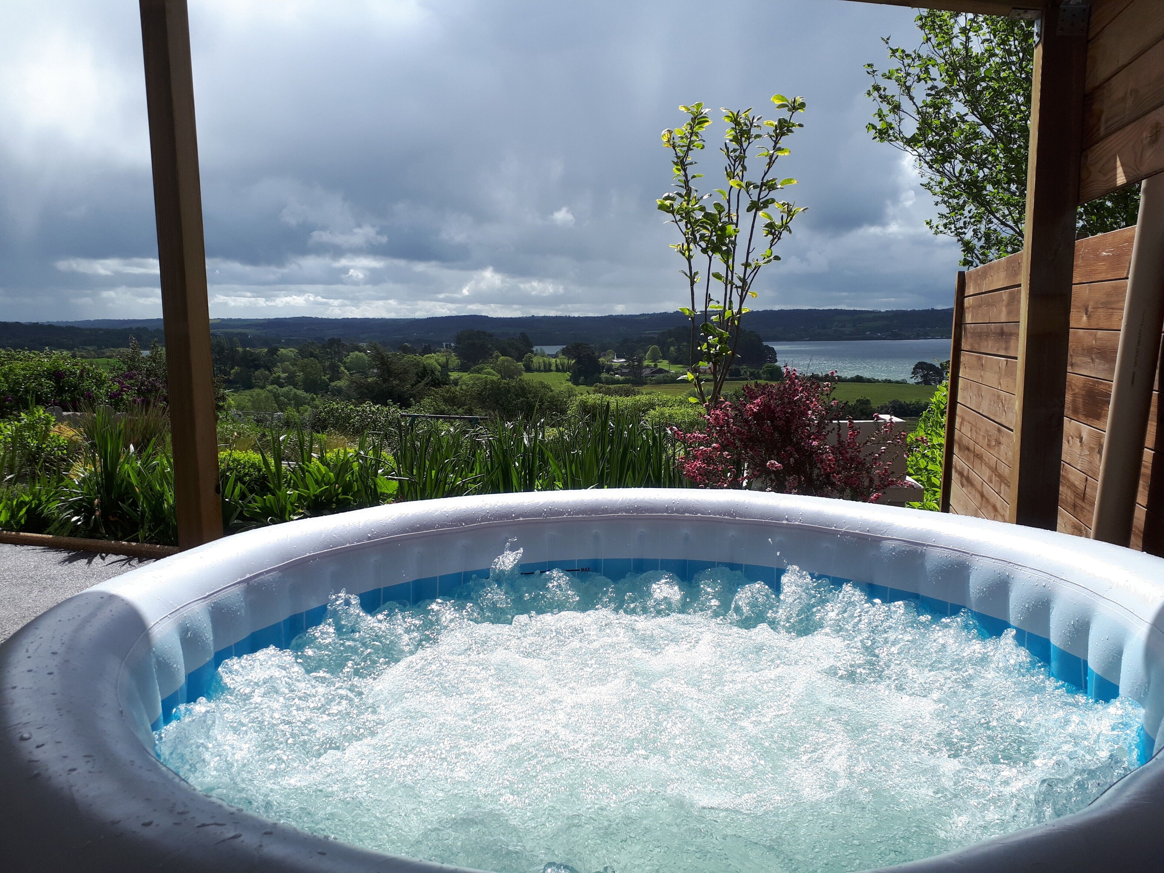 Bañera de hidromasaje exterior