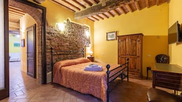 4 habitaciones, tabla de planchar con plancha y wifi gratis