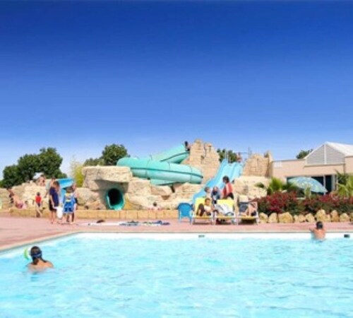 Mobile Home '6 Pers Tout Confort' with Shared Pool and Private Terrace