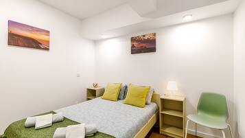 2 habitaciones, tabla de planchar con plancha y wifi gratis