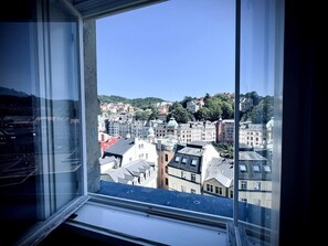 Interior - Bohemian City View + Balcony + Free Parking at the property 
 (Karlovarský kraj)