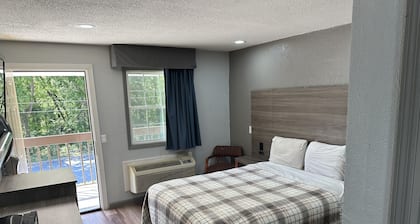 Budget Inn Express
