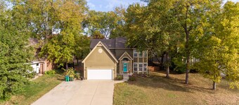 Spacious home for family fun or groups. - No cleaning fee -