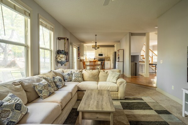 Smart TV, table football