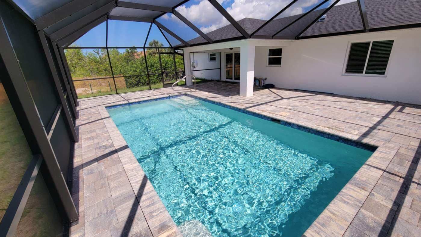 3bed/2bath BRAND NEW HOUSE! POOL! Close to beaches and restaurants!  