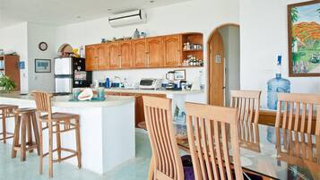 Restauration dans la chambre