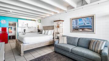 Una televisión, una mesa de tenis de mesa