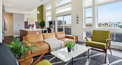 Skyline Suite w/ Garage | 5th Floor Views | Walk to Stadium