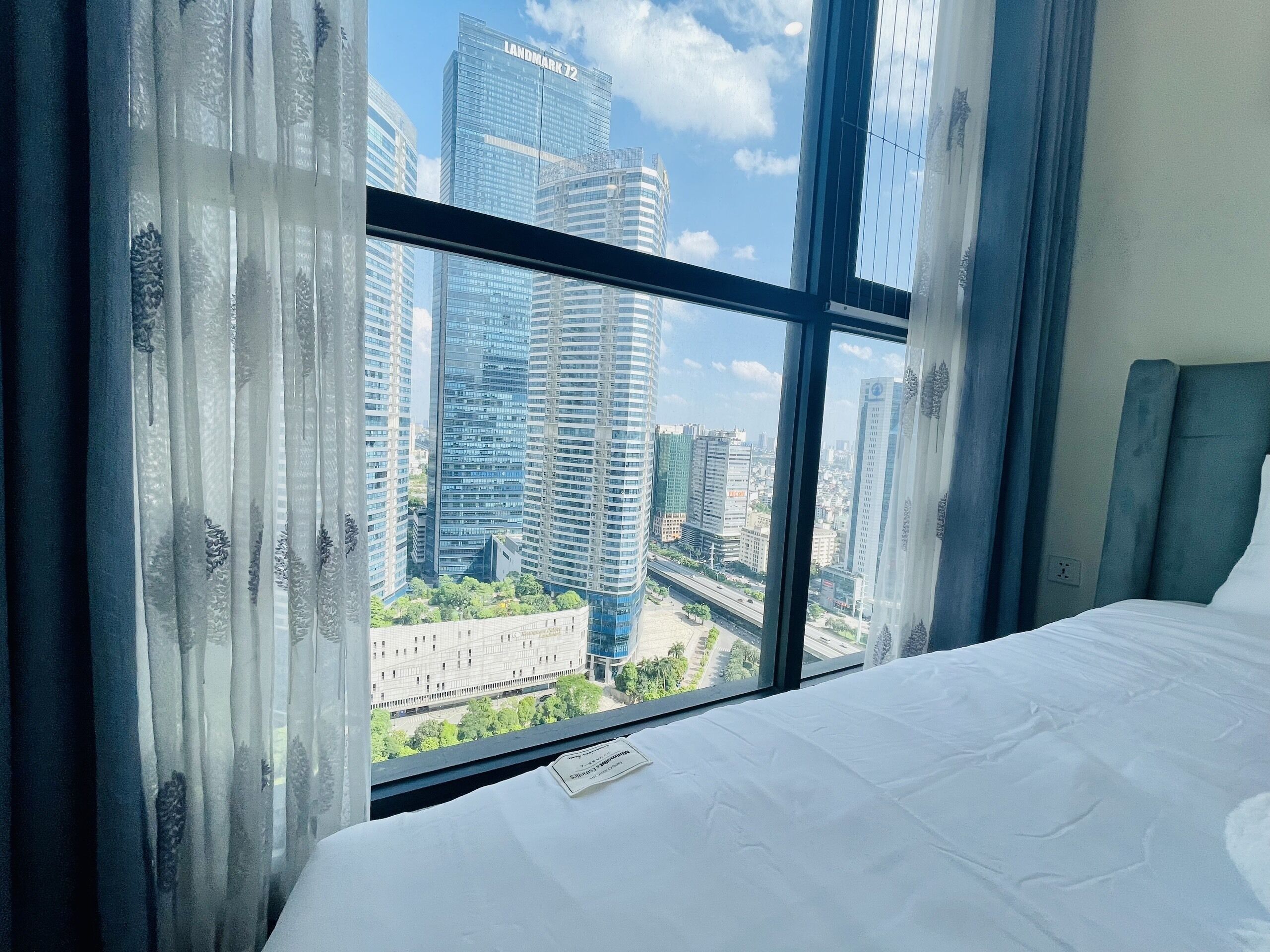 公寓, 1 间卧室 | 高档床上用品、特色家居、办公桌、笔记本电脑工作区