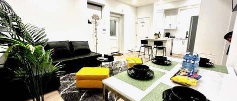 Smart TV, fireplace, books