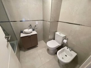 Apartment, 1 Schlafzimmer, barrierefrei, Raucher | Badezimmer