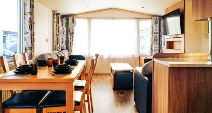 Captivating 6-Person Caravan in Rhyl