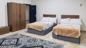 Senior Room, 2 Bedrooms, Mountain View, Garden Area - khufu house (Giza)