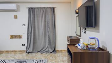 Senior Room, 2 Bedrooms, Mountain View, Garden Area | Individually decorated, individually furnished, free wired internet