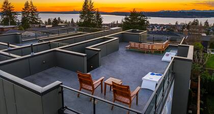 Unobstructed, Breathtaking Water Views RIGHT in Kirkland, WA.