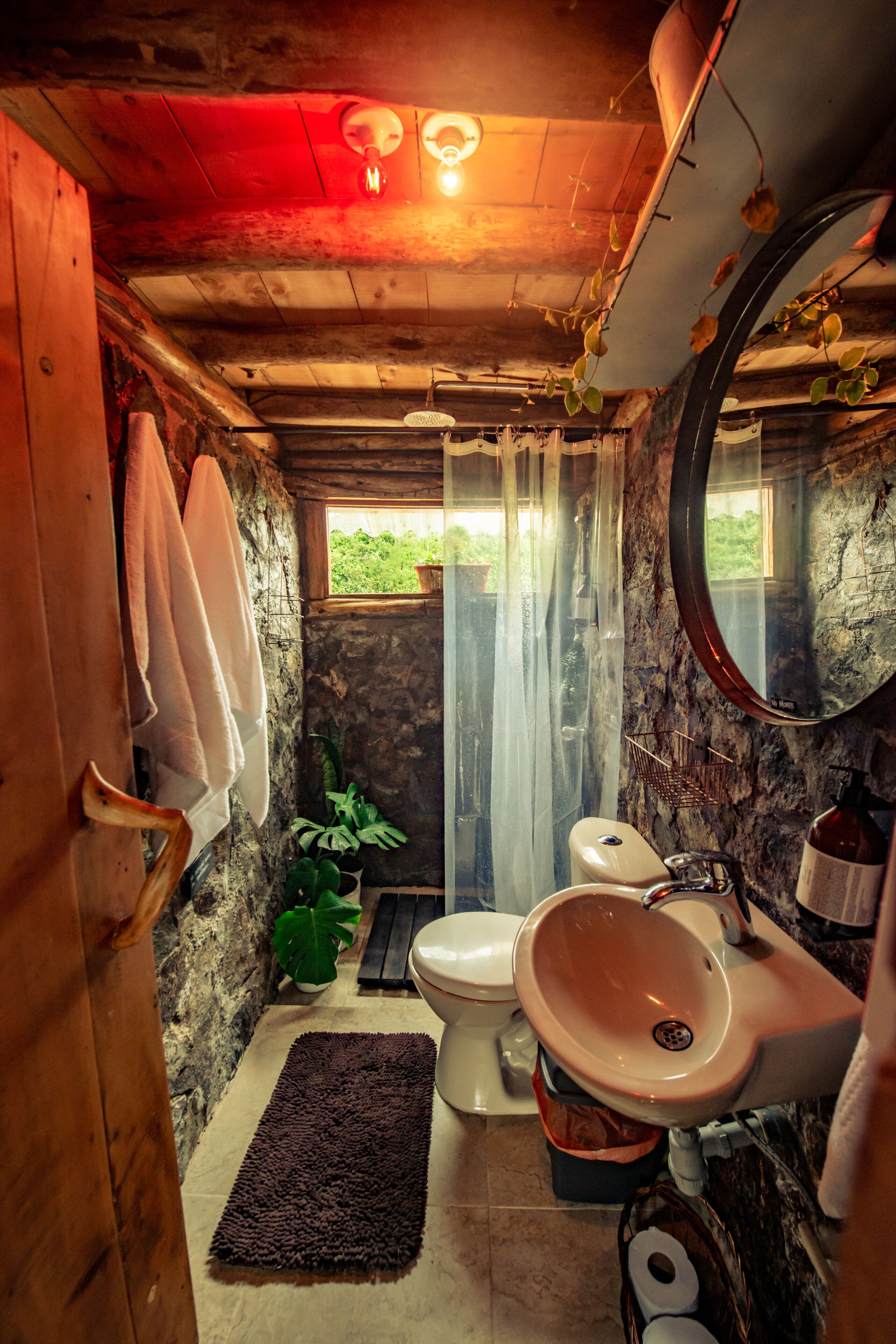 Traditional Chalet | Bathroom