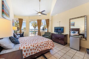 Habitación estándar | Espacio para trabajar con un portátil, cortinas opacas, wifi gratis