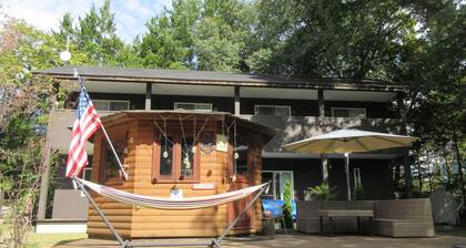 DogrunCafe&Resorts JENNIE West-Karuizawa "Pigu" is perfect for groups and family trips! Pet Friendly Hotels